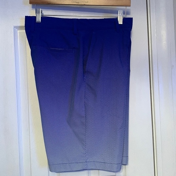 Attack Life Greg Norman Blue Pin striped Shorts   Size 32 #506 - Picture 1 of 7
